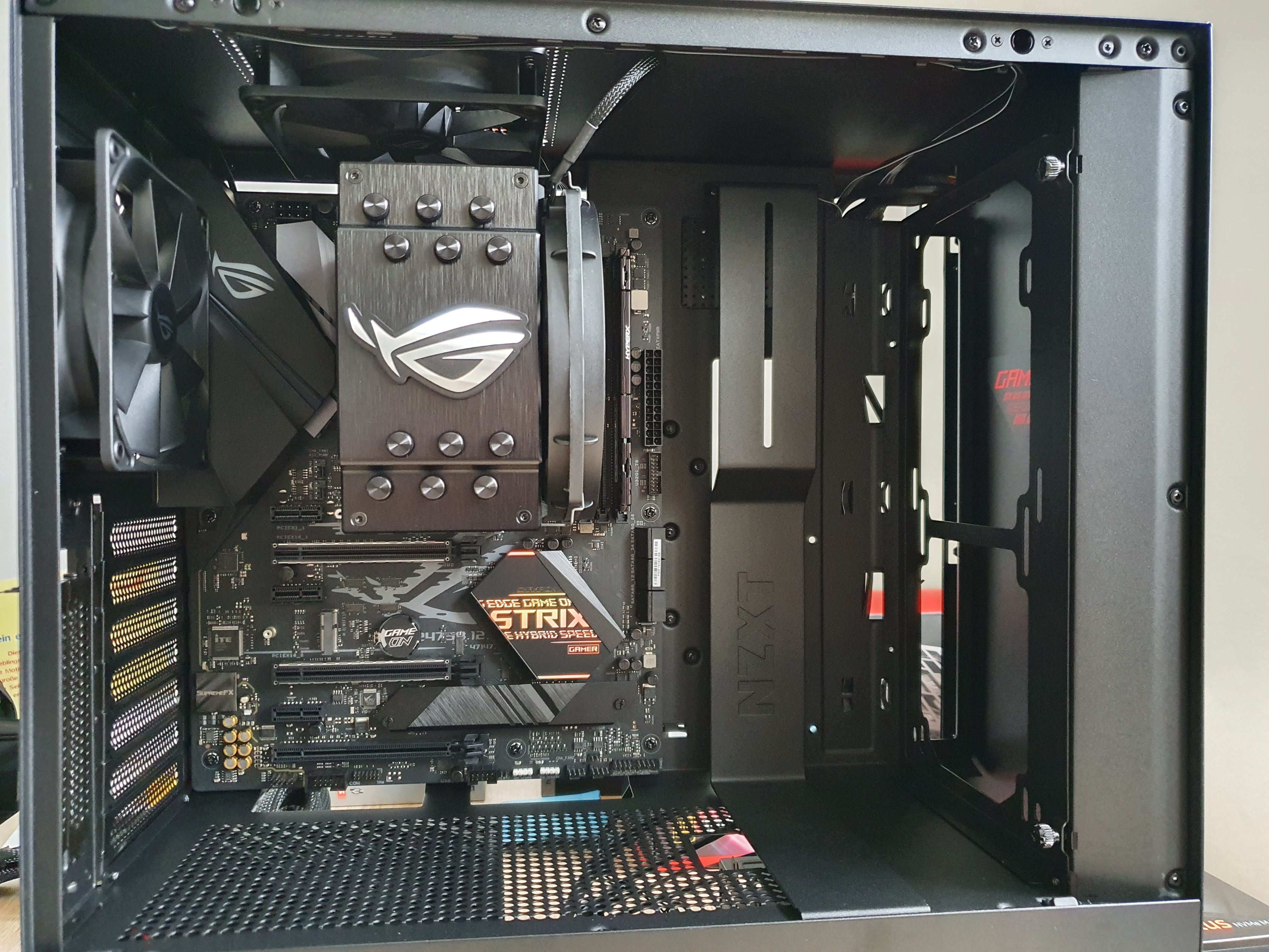 Zusammenbau Asus Rog iii